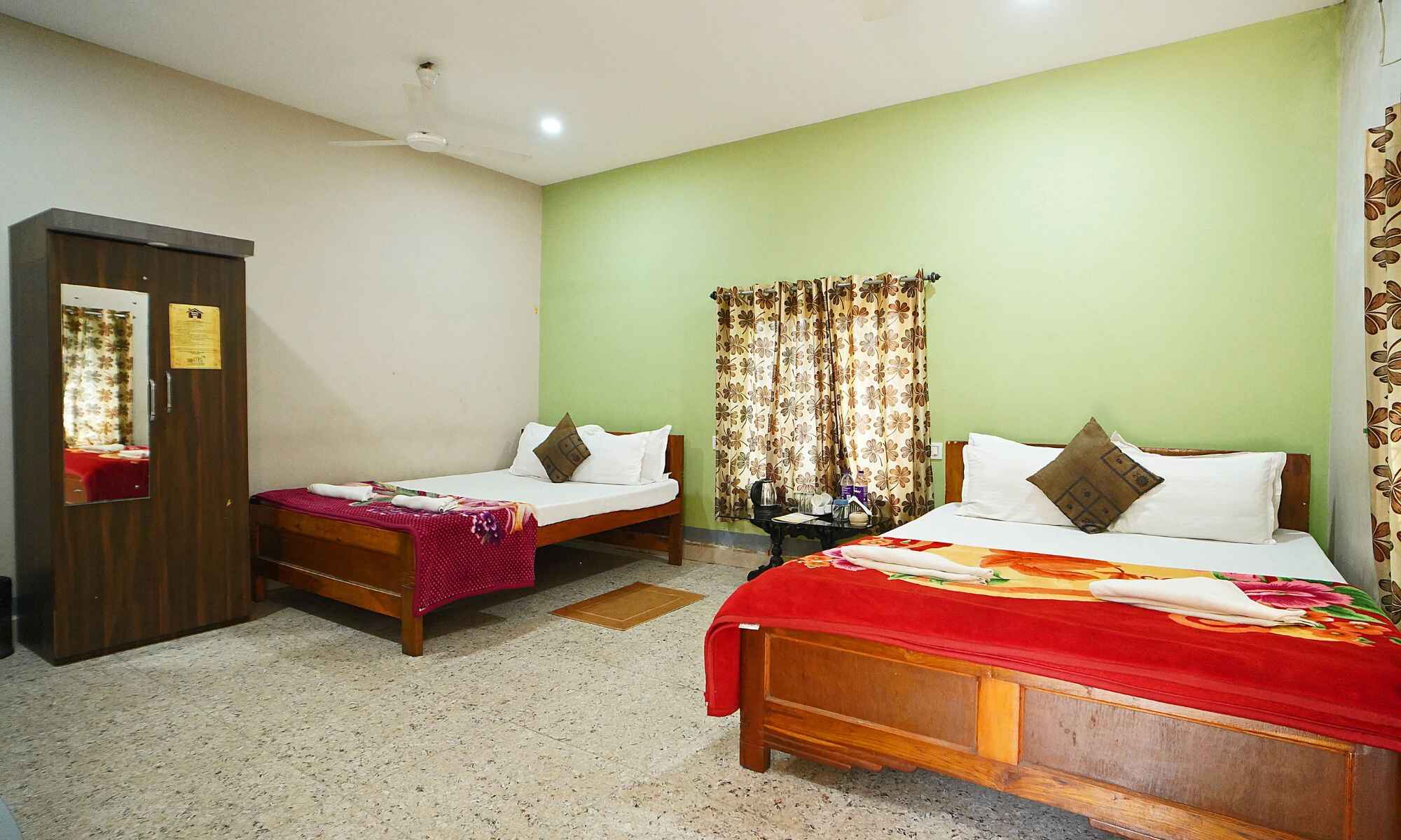 room_img_1